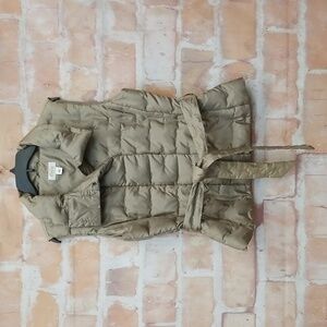 Women's Talbots puffy vest w/belt. Size M. Brown.